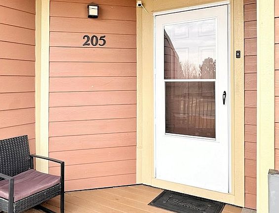 4th image of 804 Summer Hawk Dr #1205