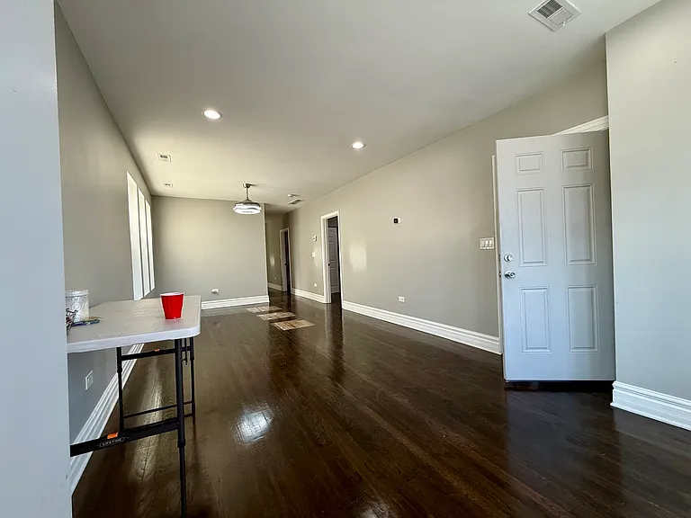2118 S 59th Ave #2 — Photo 3