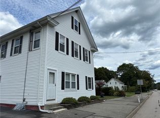 88 Newman Ave, Seekonk, MA 02771