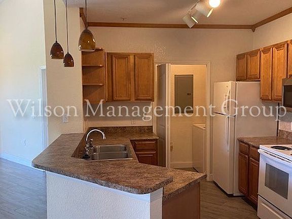 4th image of 6149 Metrowest Blvd Unit 301
