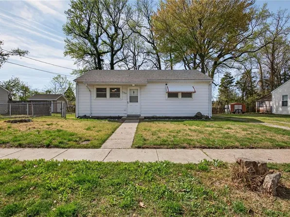 2505 Lofurno Rd, Chesapeake, VA 23323