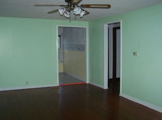 532 W 31st St S, Wichita, KS 67217