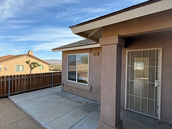 5th image of 62221 Crestview Dr