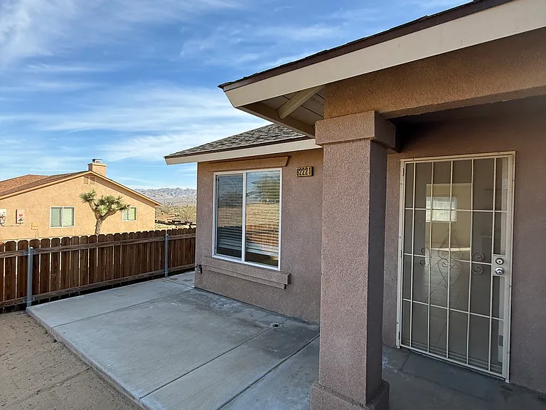 62221 Crestview Dr — Photo 5