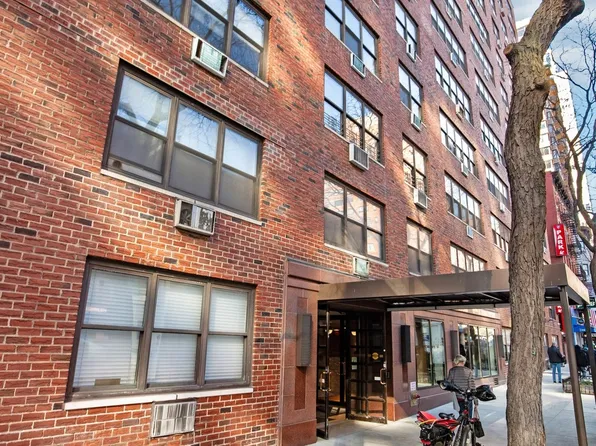 330 Third Avenue image 11 of 12