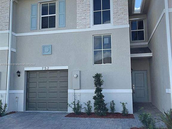 2nd image of 753 SE 17th St #7533