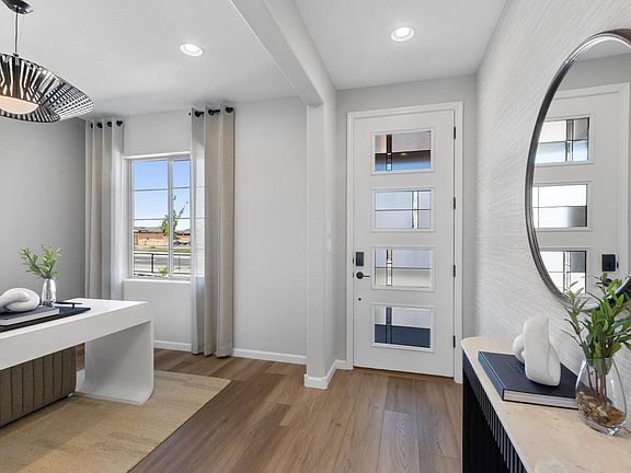 3rd image of 3108 Alicia Rd NE