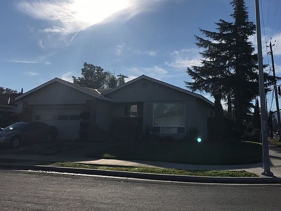 4th image of 790 La Alondra Way