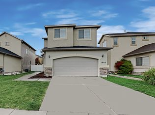 1866 W Pointe Meadow Loop, Lehi, UT 84043