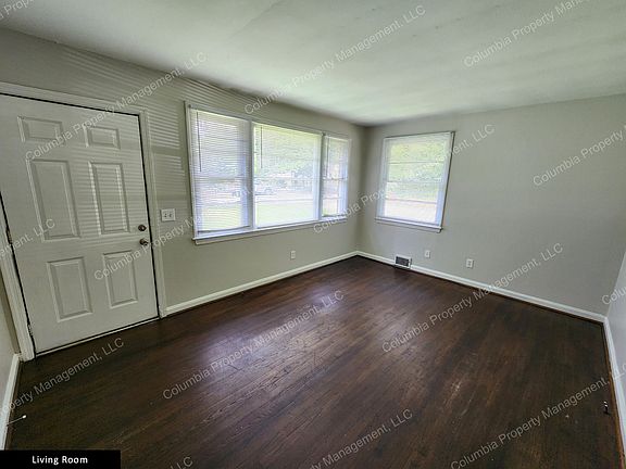 3rd image of 4413 Woodside Haven Dr