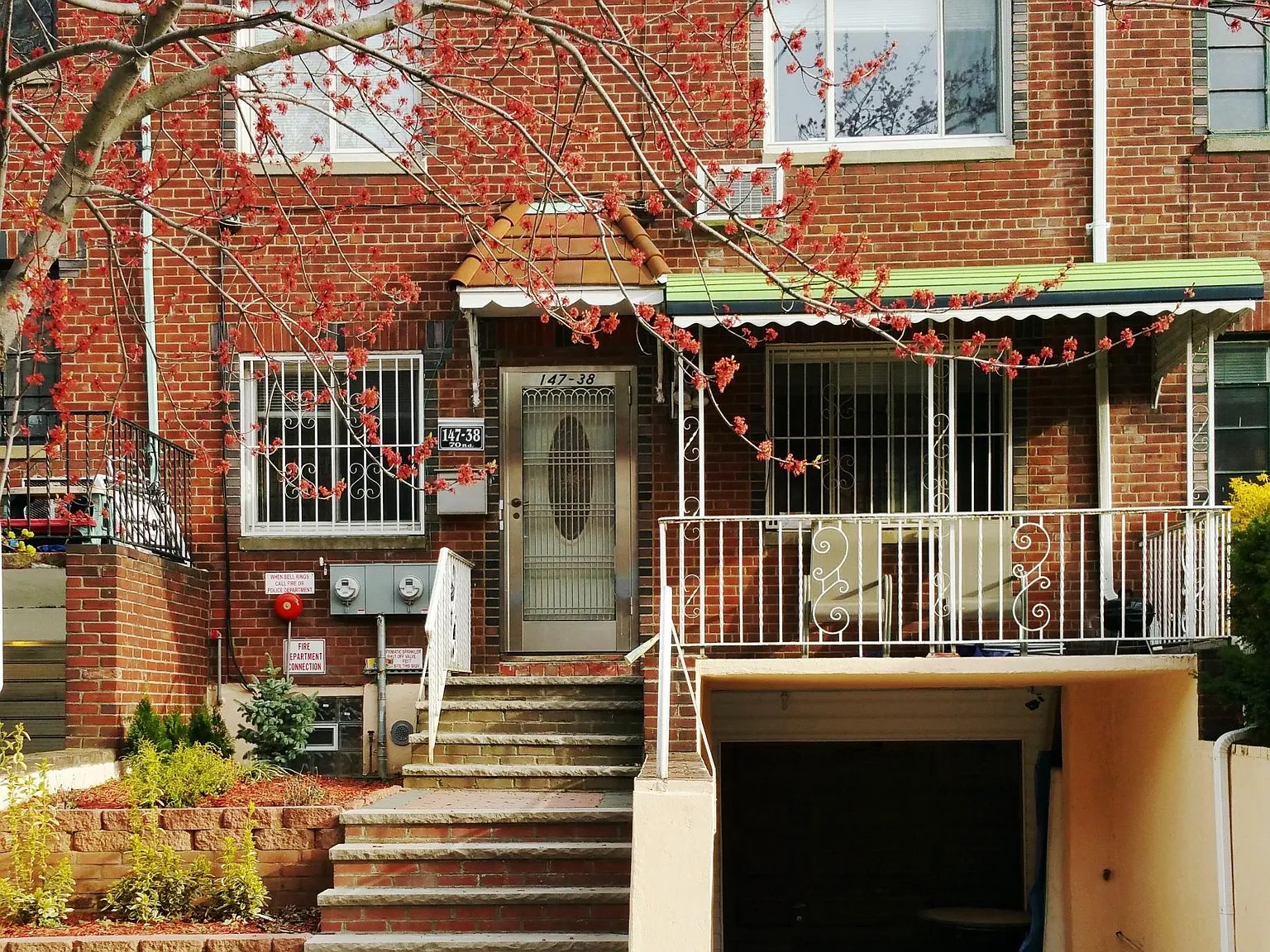 2 bed, 1000 sqft, $2,600 — Photo 1