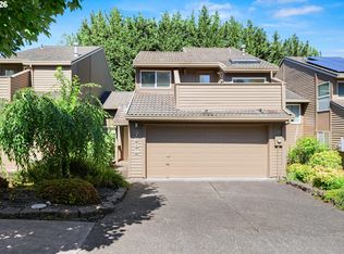 7859 SW Raintree Dr, Beaverton, OR 97008