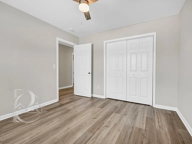 508 Lanesborough Dr — Photo 25