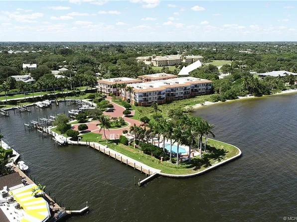 1532 NE Outrigger Landings Dr, Jensen Beach, FL 34957