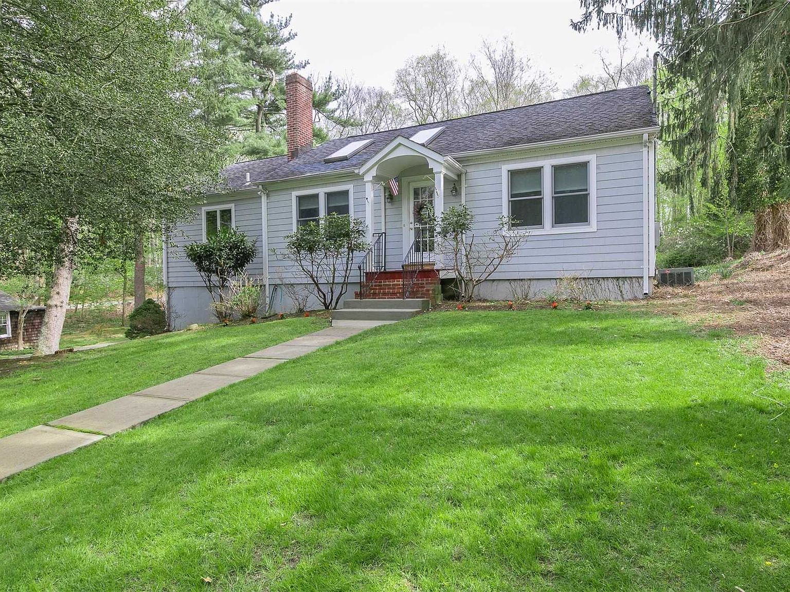 180 Harbor Rd, Head Of Harbor, NY 11780 Zillow