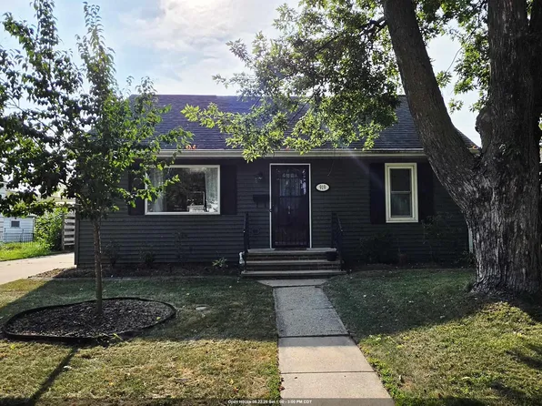 919 N Sharon St, Appleton, WI 54914