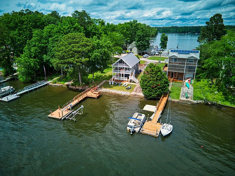 200 Mariners Pointe Rd — Photo 44