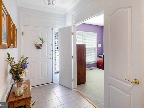 5th image of 21 Hartford Way #21