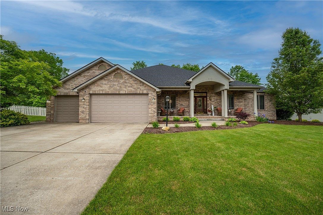 6904 Ruby Cts, Youngstown, OH 44515 | Zillow