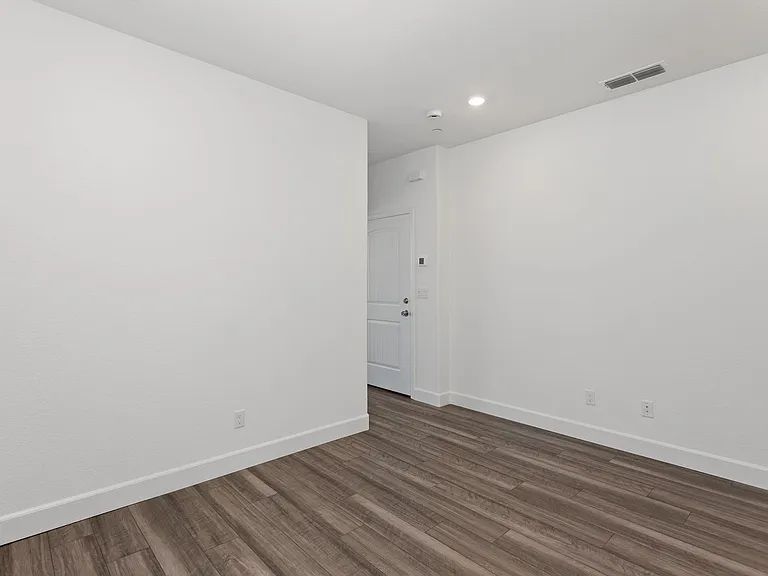 6169 Oberlander Dr — Photo 11