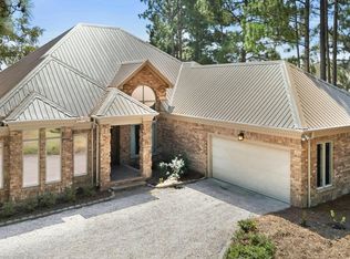 161 Morris Dr, West End, NC 27376