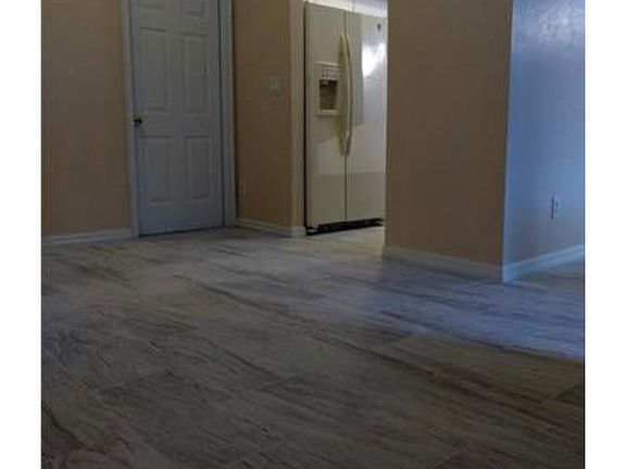 4th image of 310 Homer Ave S