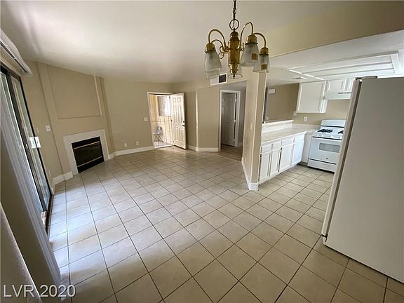 4th image of 970 N Sloan Ln APT 101