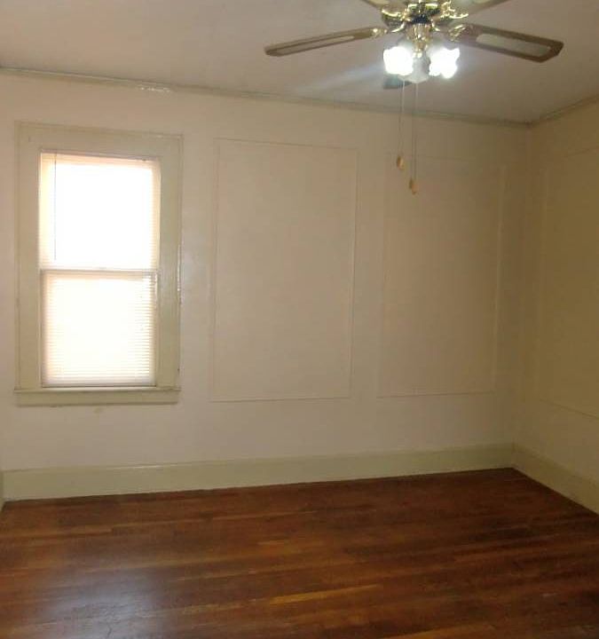 1st image of 125 Norman Rd