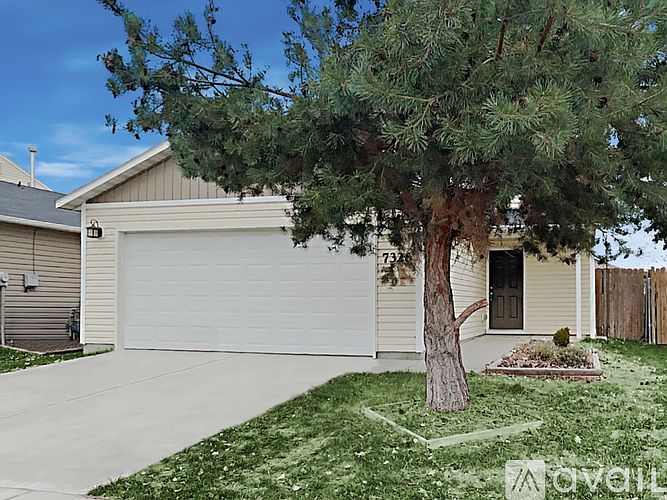 1st image of 1383 Orchid Ave #1383