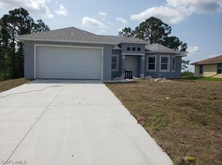 3003 19th St SW, Lehigh Acres, FL 33976