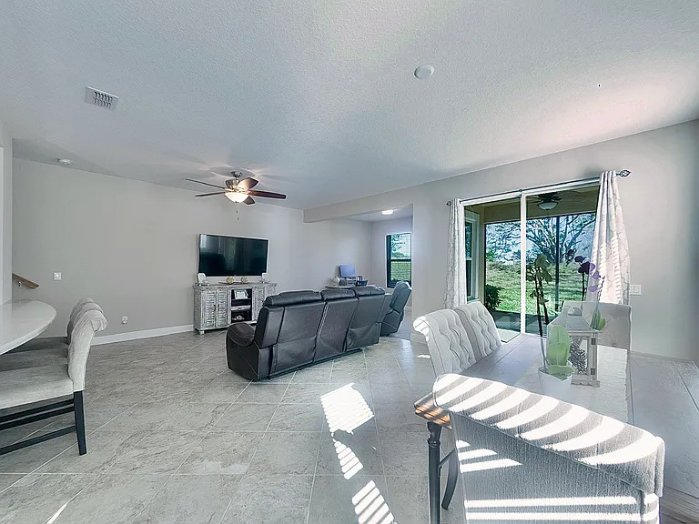 17459 Chateau Pine Way — Photo 3