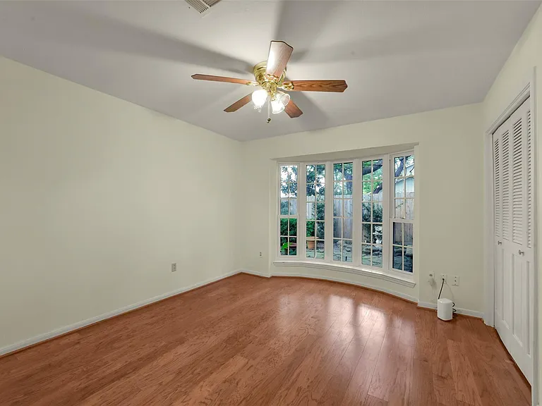 110 Hillcrest Dr — Photo 20
