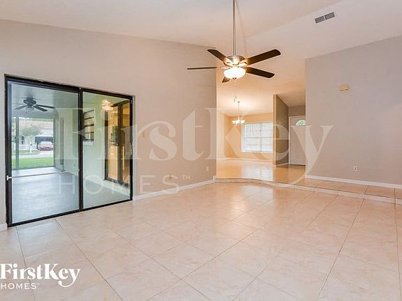 2nd image of 2943 Mallorn Way