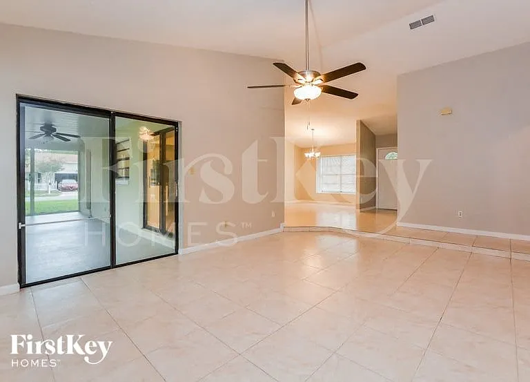 2943 Mallorn Way — Photo 2