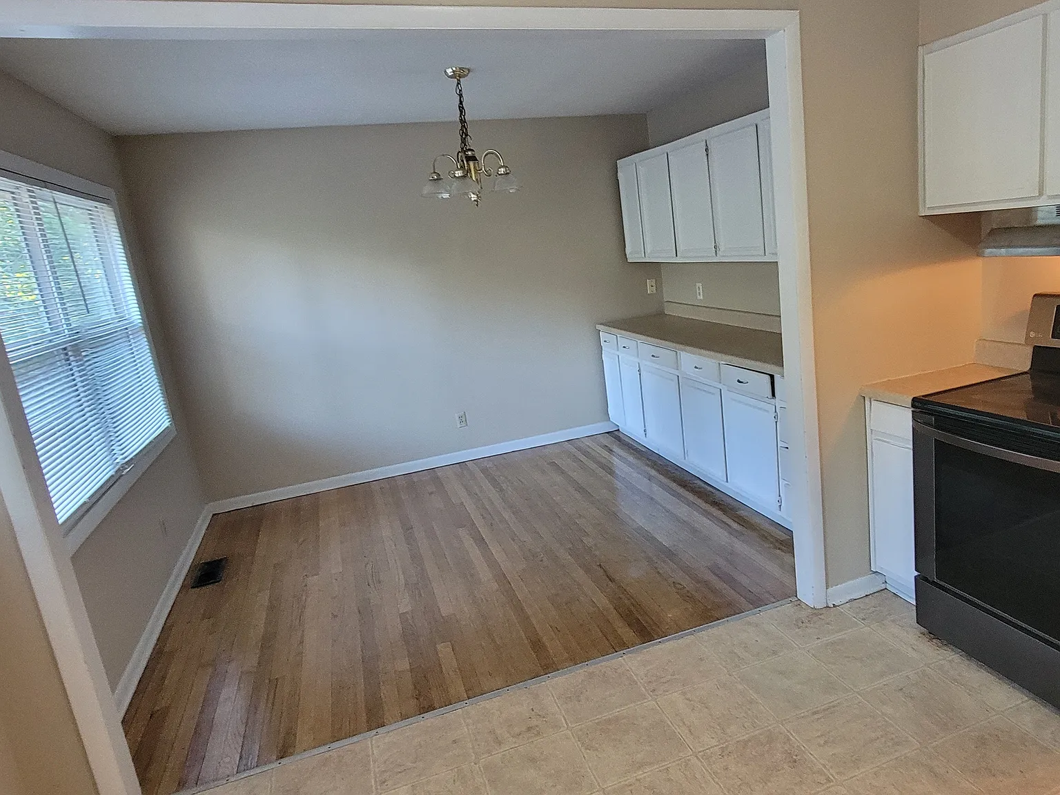 4 bed, 1714 sqft, $1,600 — Photo 4