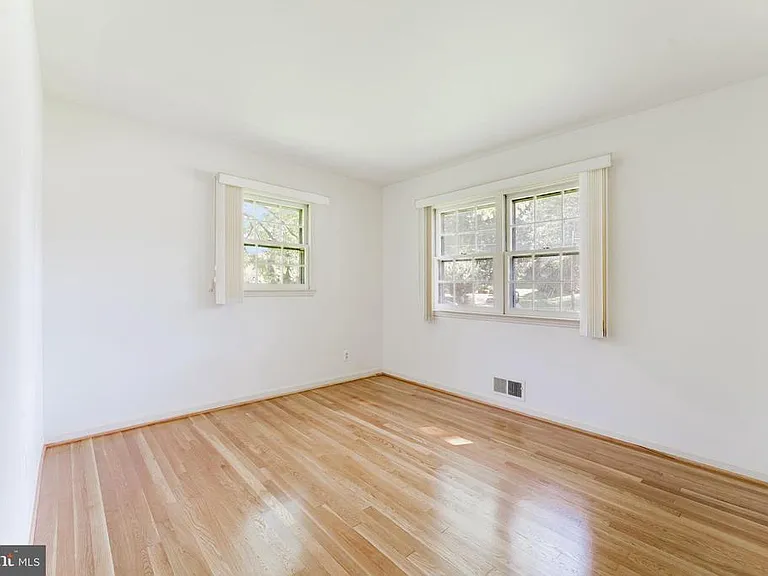 5683 Ravenel Ln — Photo 19