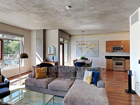 5th image of 1818 L St Unit 312