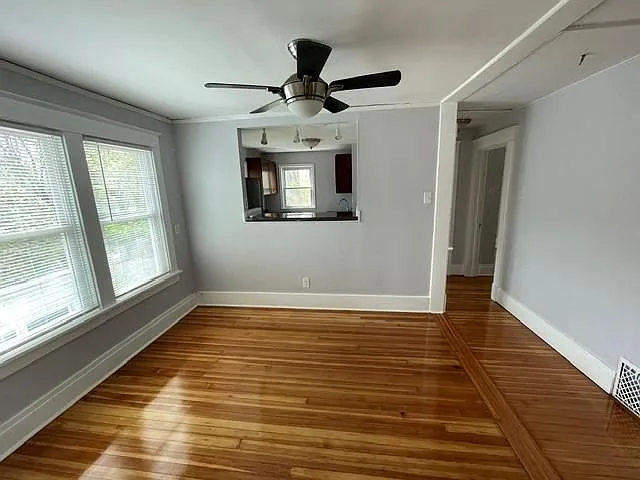 459 Ontario St — Photo 2