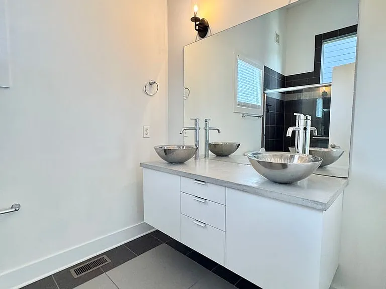 5706 Burgess Ave — Photo 18