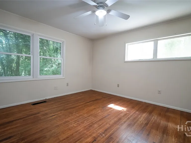 175 Habersham Way — Photo 22
