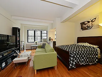 Rented by Cooper & Cooper Real Estate