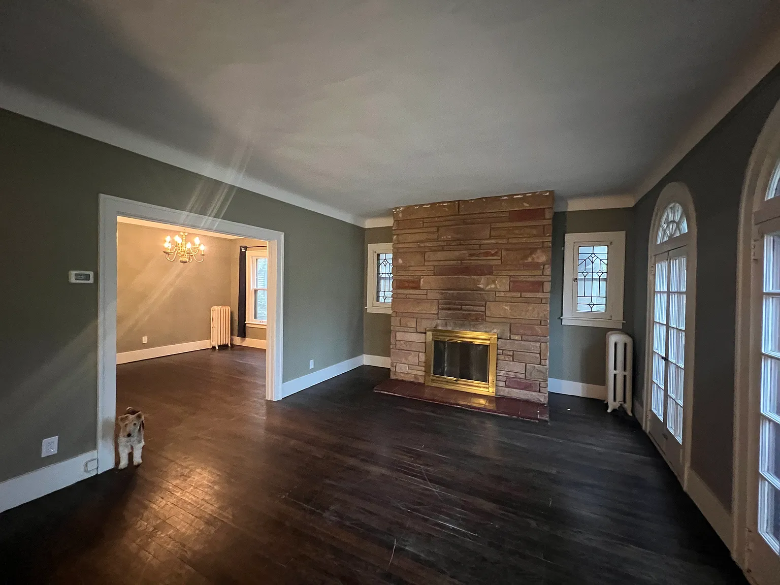3 bed, $1,300 — Photo 4