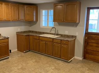 370 W Commercial St APT 1, East Rochester, NY 14445