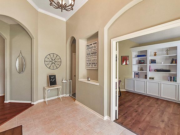 3rd image of 3726 Sunset Meadows Dr