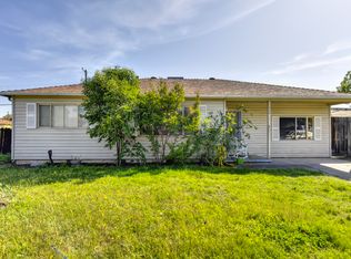 1060 School St, Folsom, CA 95630