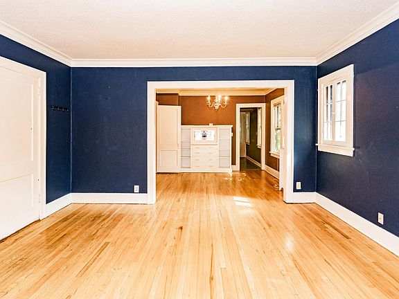 3rd image of 1455 Ashland Ave #2