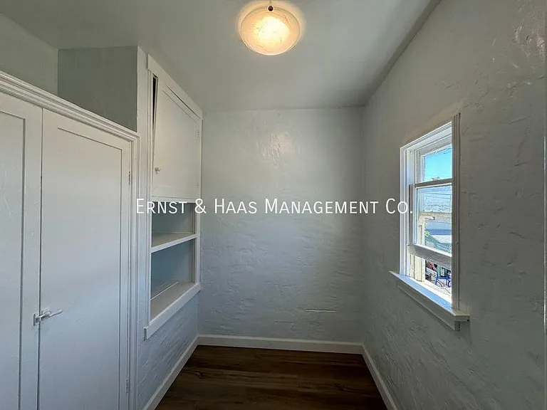 1405 1/2 Olive Ave — Photo 16