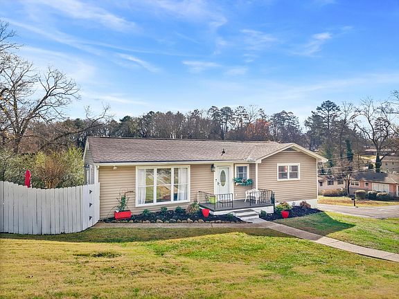 3rd image of 3707 Norma Dr
