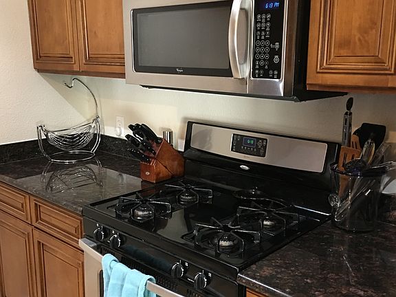 3rd image of 730 E Mokelumne St