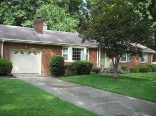 112 Booth Rd, Newport News, VA 23606